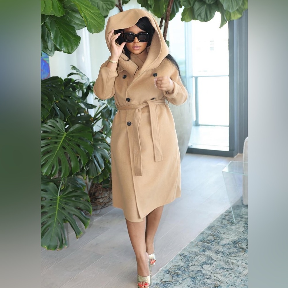 Women's Tan Trench Coat